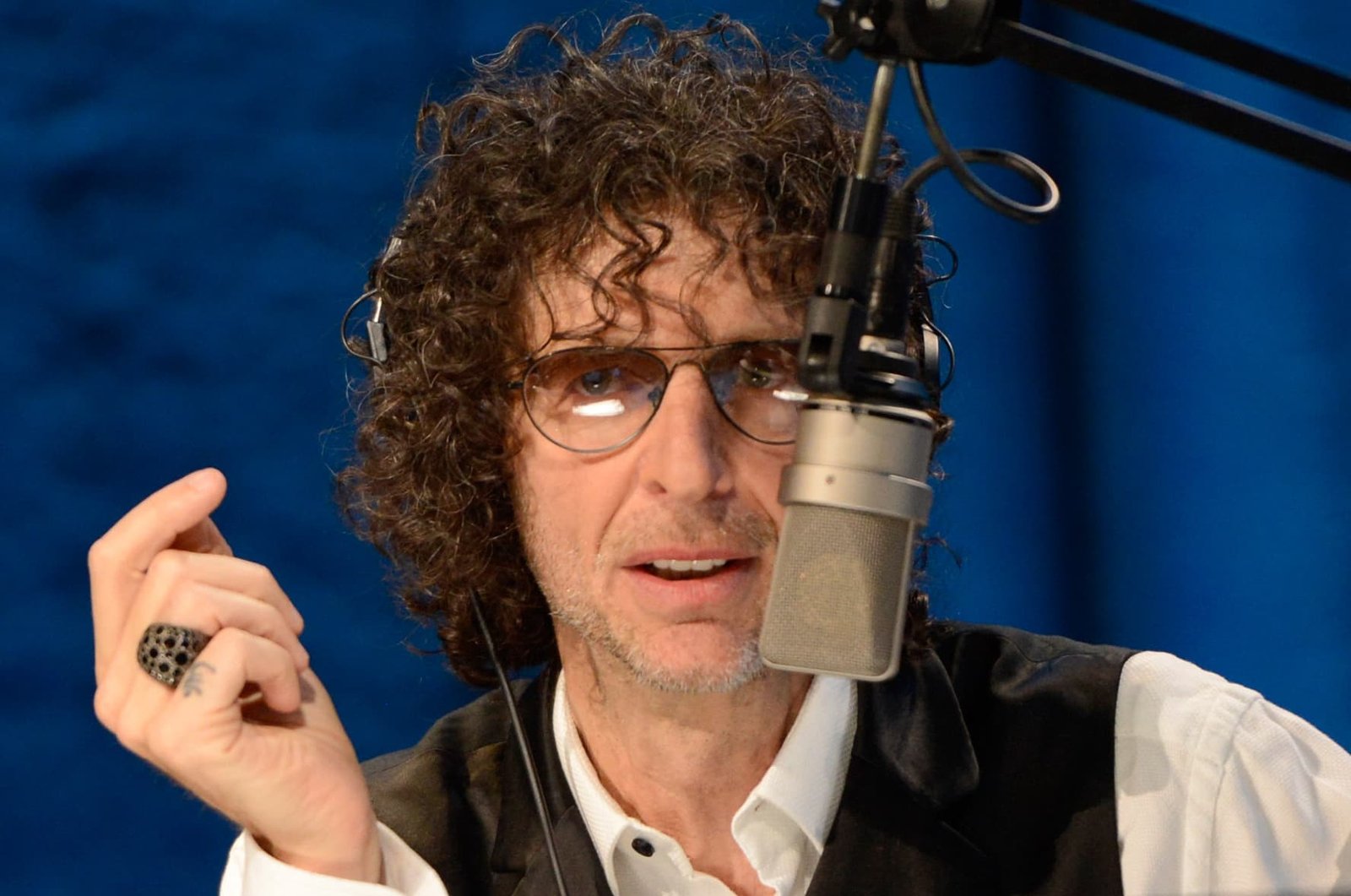 sad news:Howard Stern officially Declared divorce due to........