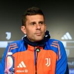 AGGIORNAMENTO ESCLUSIVO: L’allenatore della Juventus Thiago Motta ha PARLATO ai media prima di una partita CRUCIALE contro la Fiorentina, SOTTOLINEANDO l’importanza della partita e fornendo AGGIORNAMENTI sulla disponibilità dei giocatori